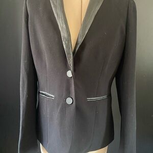 Lord & Taylor Elegant Black Blazer with Leather Accents size 8 petite